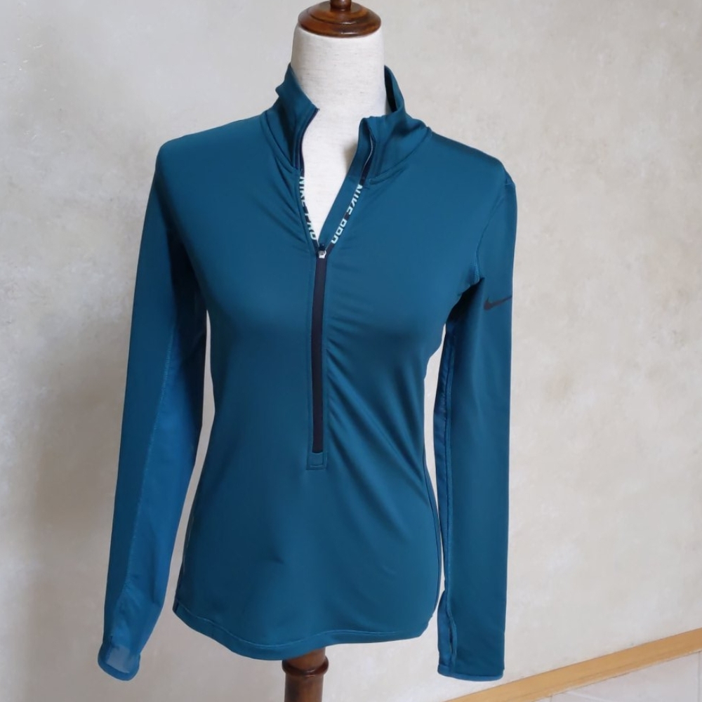 Nike Pro Half Zip